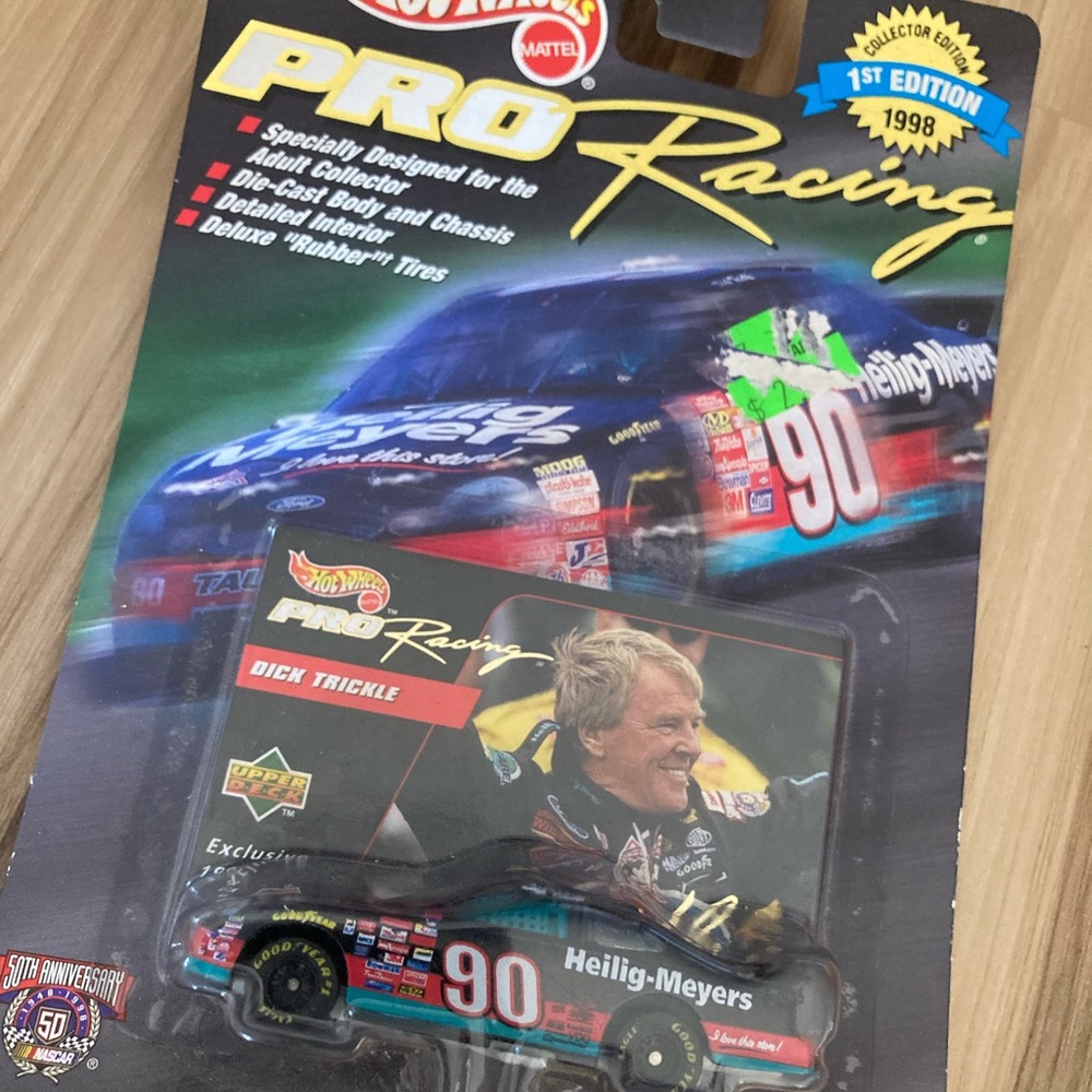 Vintage Hot Wheels Pro Racing 1st Edition 1998 #90 Ford Taurus Dick Trickle